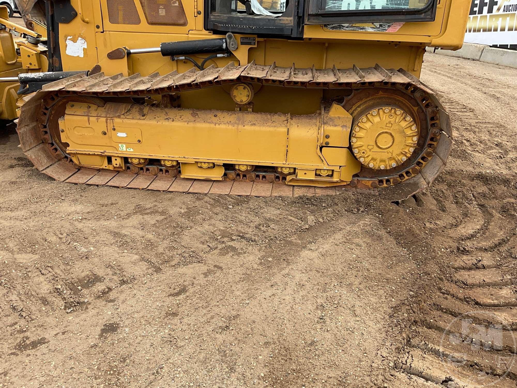 2016 CATERPILLAR D3K2 SN: KL200322 CRAWLER TRACTOR CAB