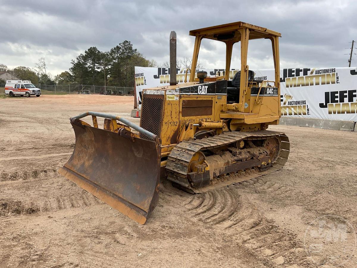 CATERPILLAR D4C SN: 1FW00441 CRAWLER TRACTOR CANOPY