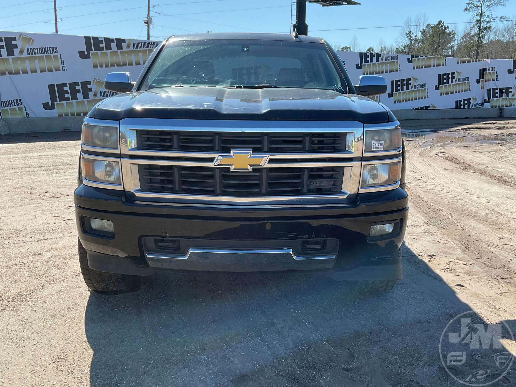 2014 CHEVROLET SILVERADO CREW CAB 4X4 PICKUP VIN: 3GCUKREC0EG193806