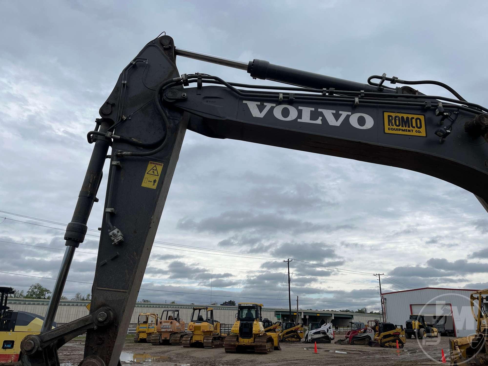 2018 VOLVO EC380EL HYDRAULIC EXCAVATOR SN: VCEC380EV00311464