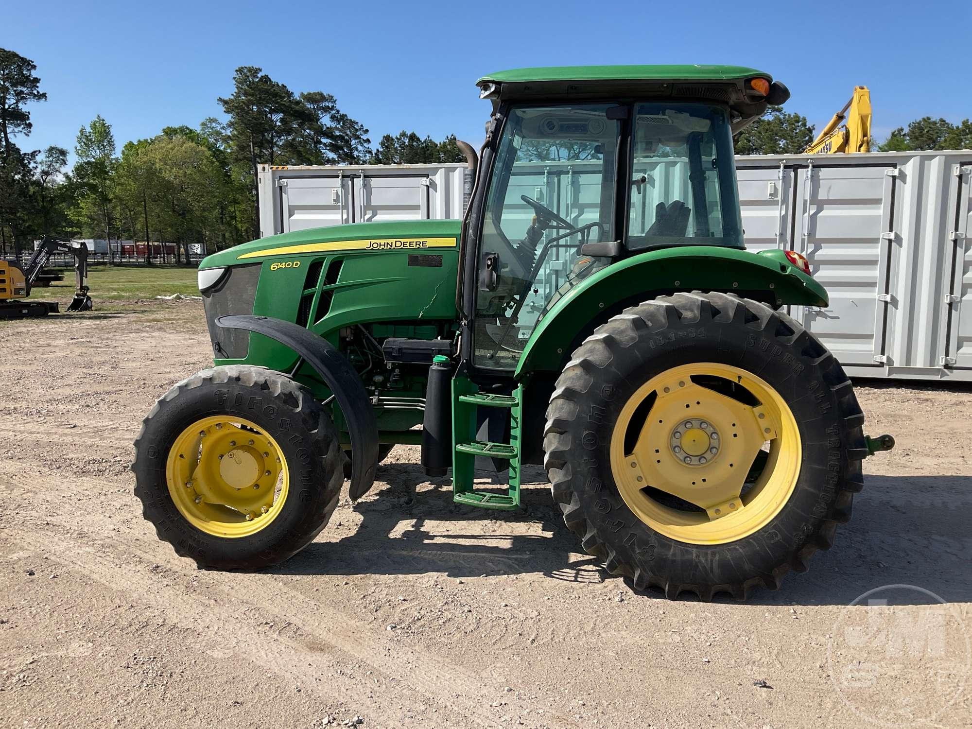 2014 JOHN DEERE 6140D 4X4 TRACTOR SN: 1P06140DVE0060710