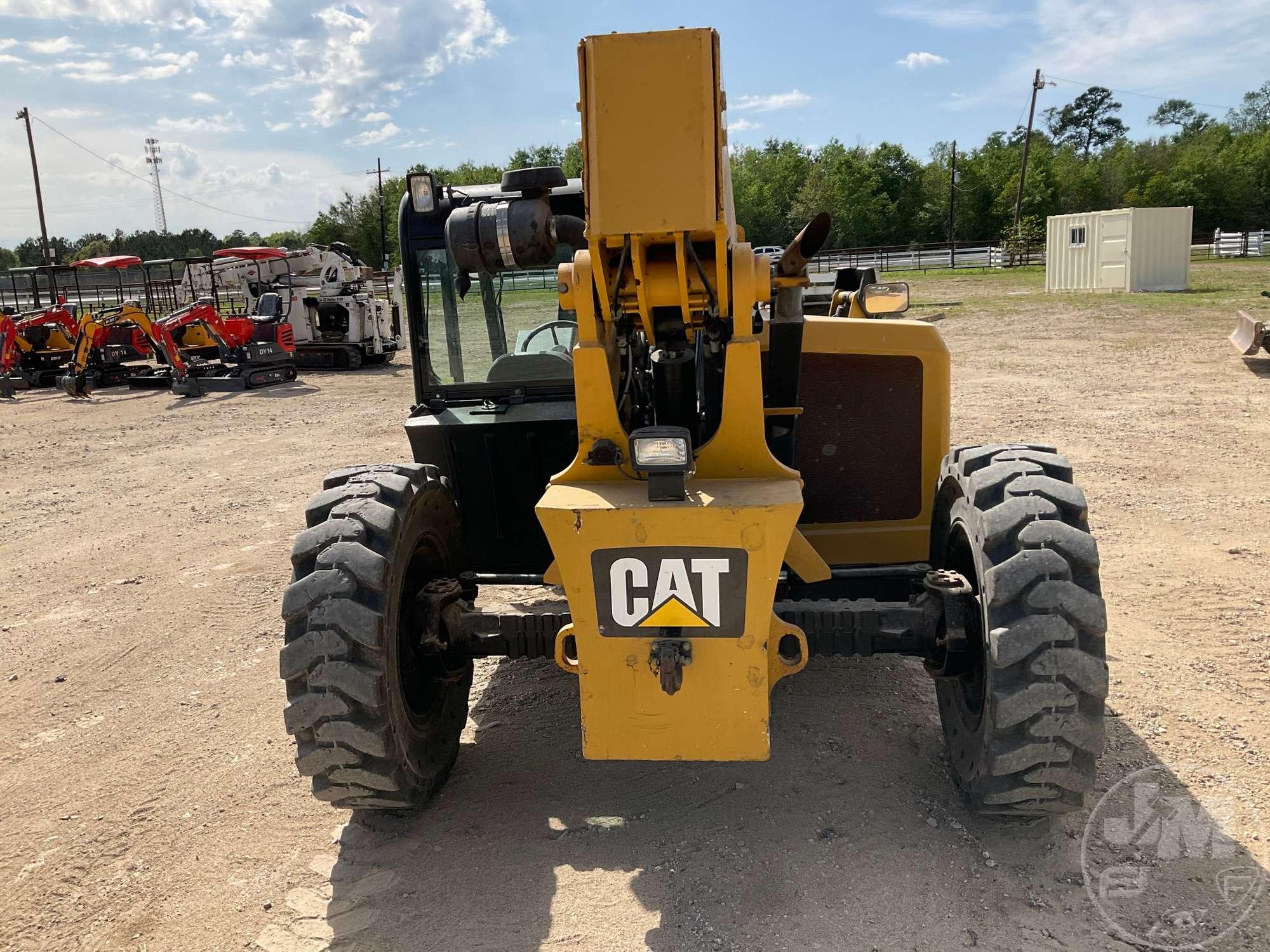 2015 CATERPILLAR TL642C TELESCOPIC FORKLIFT SN: 0THG01472