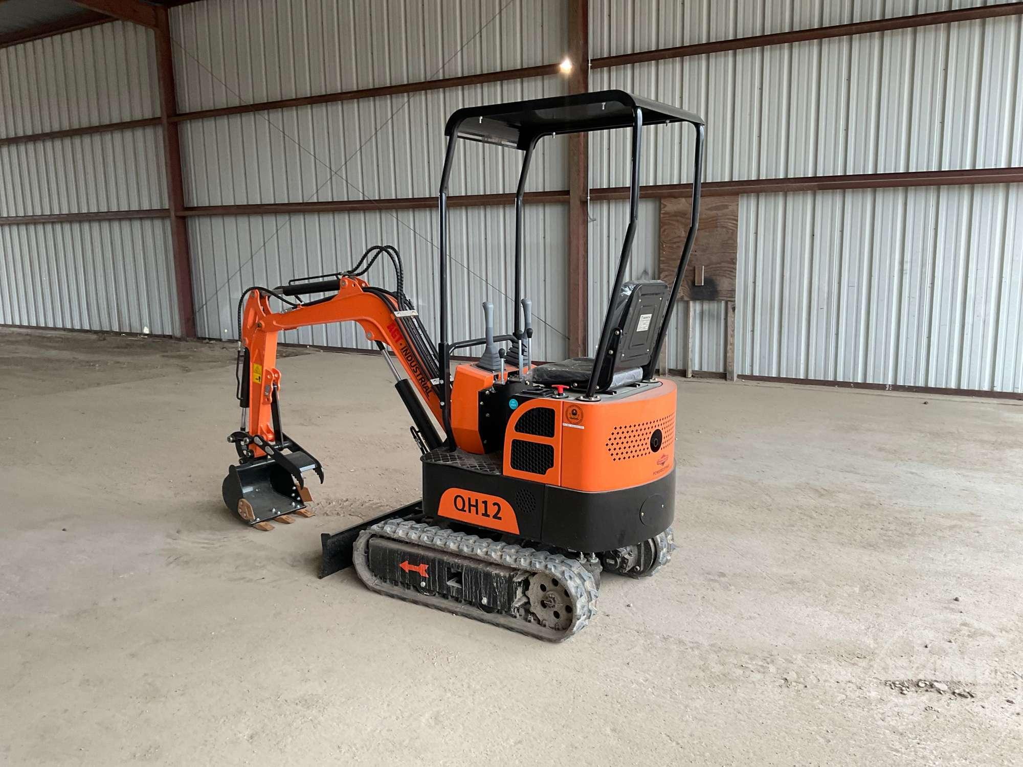 2022 AGROTK QH12 MINI EXCAVATOR SN: QH1222120502E