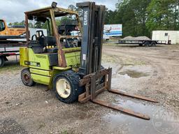 CLARK GPX30E FORKLIFT