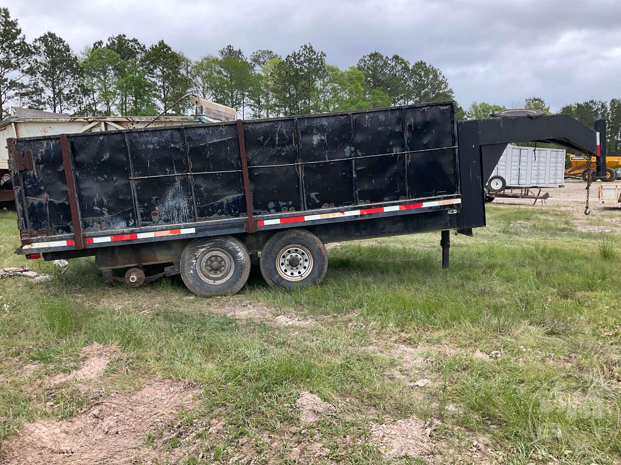 16' DUMP TRAILER VIN: 1561016