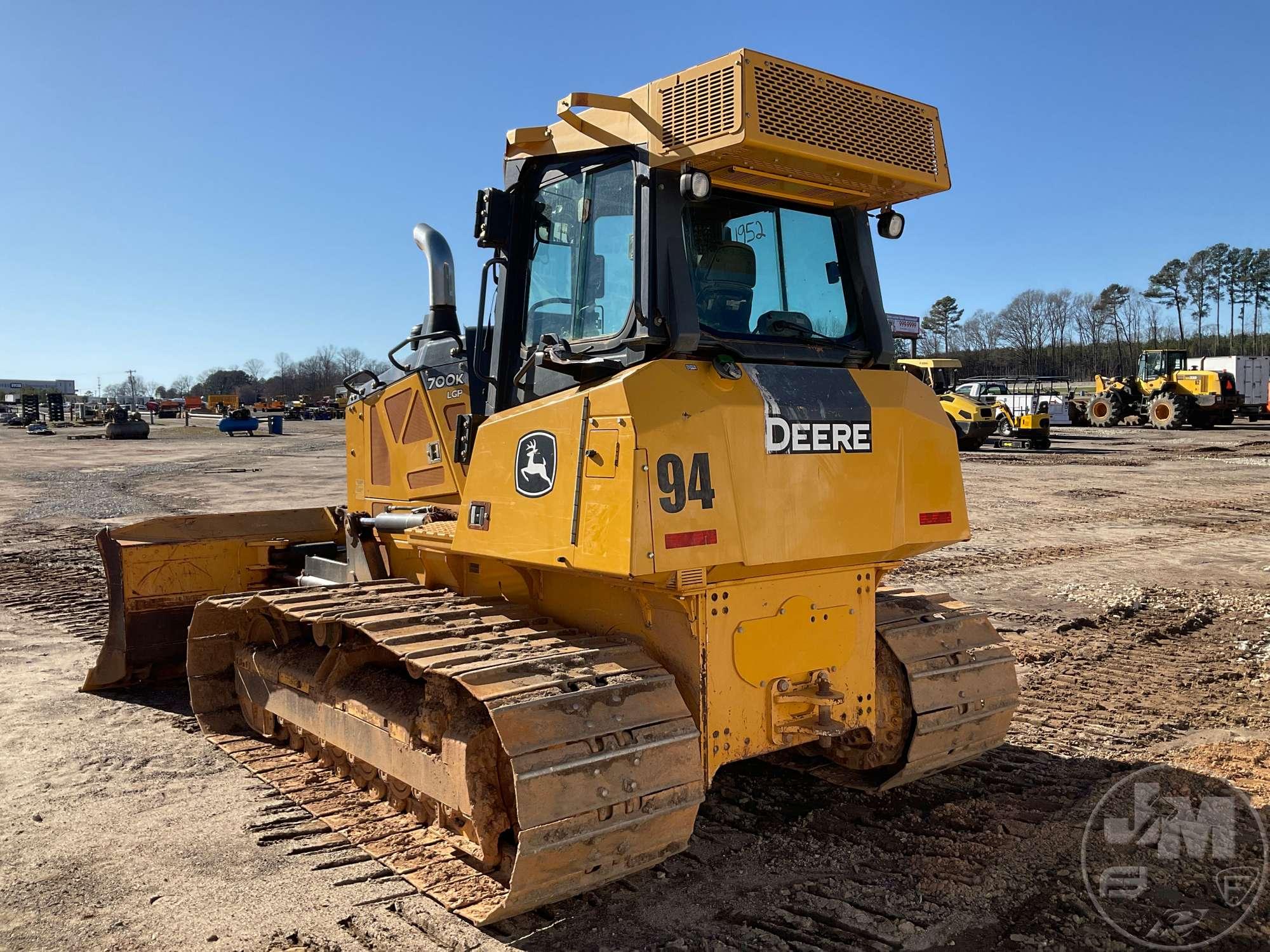 2015 JOHN DEERE 700K LGP SN: 1T0700KXAFF278660 CRAWLER TRACTOR CAB