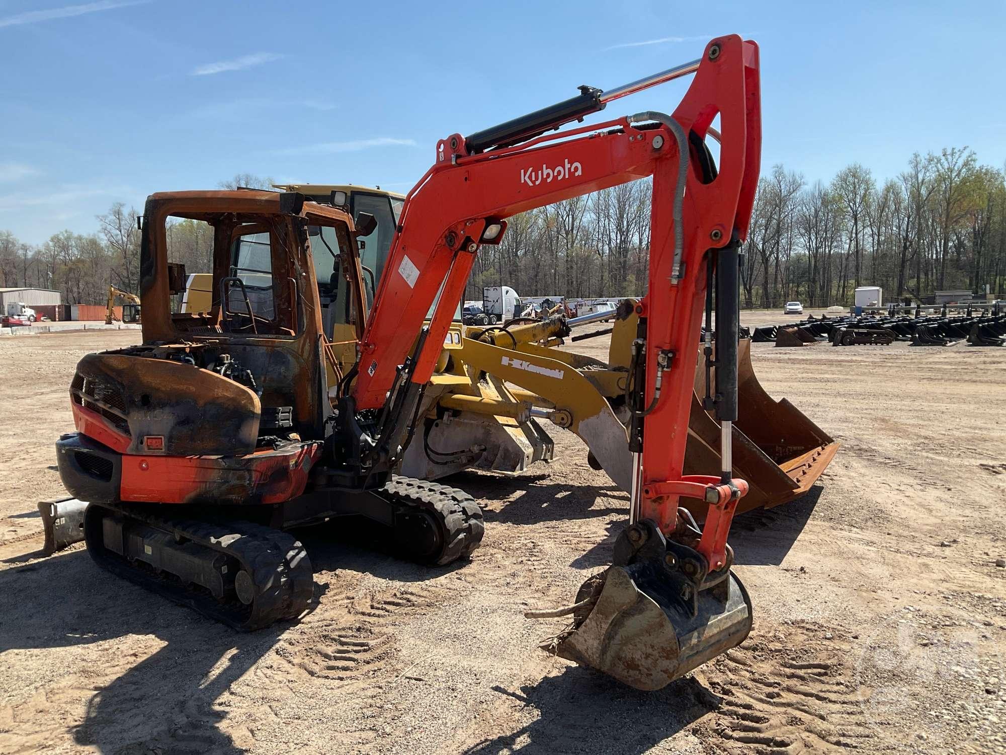 KUBOTA KX040-4 MINI EXCAVATOR SN: KBCDZ15CTM3F41613