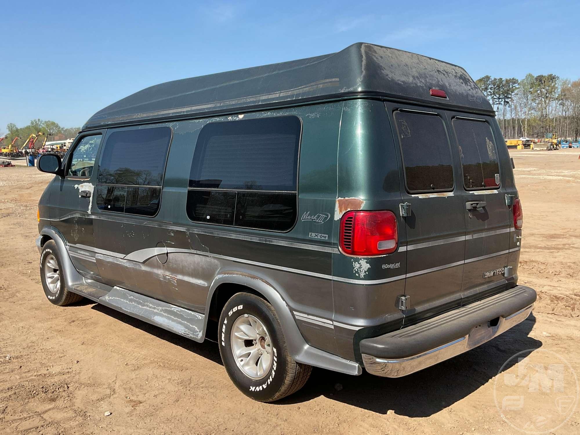 2000 DODGE RAM VAN 1500 VIN: 2B6HB11Y9YK113127 PASSENGER VAN