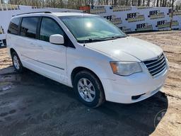 2010 CHRYSLER TOWN AND COUNTRY VIN: 2A4RR5D1XAR176665 MINI-VAN