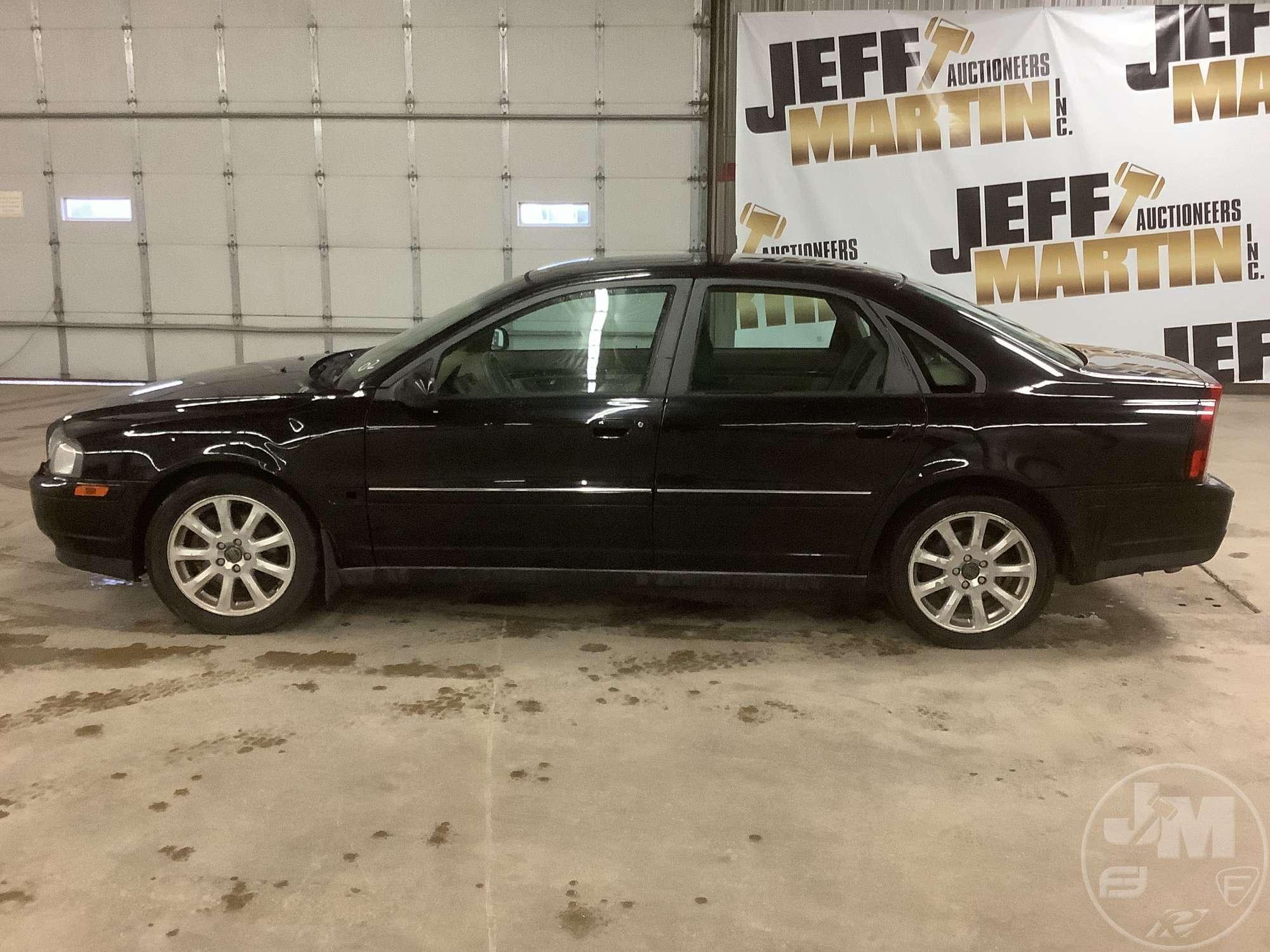 2002 VOLVO S80 VIN: YV1TS91D121263585 FWD SEDAN