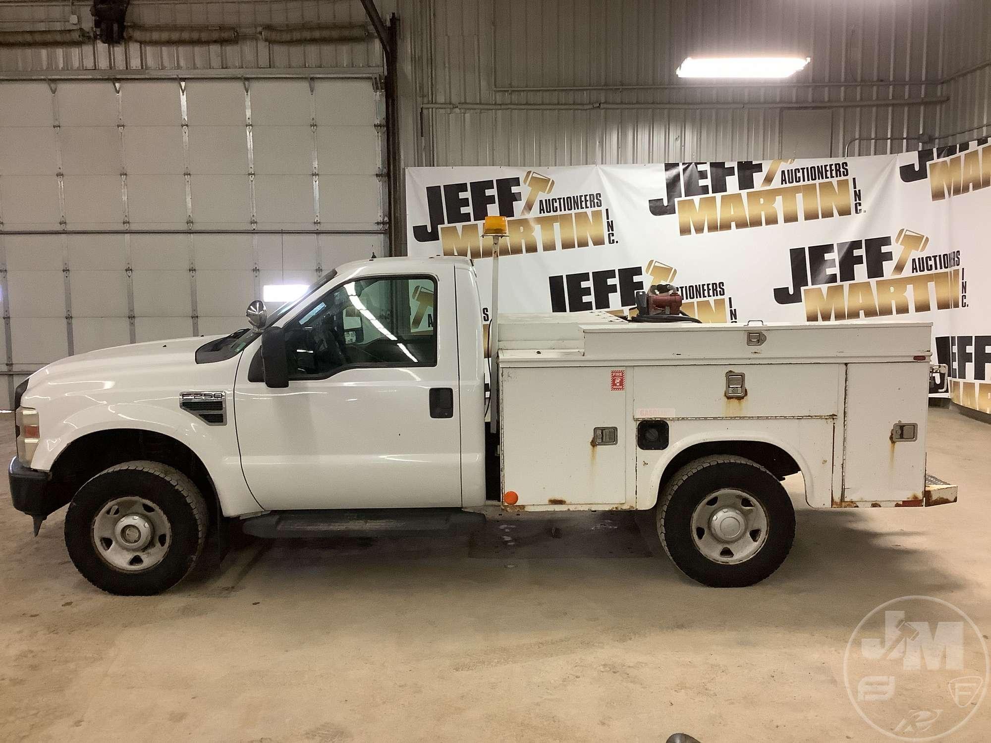 2008 FORD F-250 REGULAR CAB 4X4 3/4 TON PICKUP VIN: 1FDNF21538EE31534