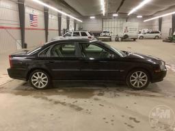 2002 VOLVO S80 VIN: YV1TS91D121263585 FWD SEDAN