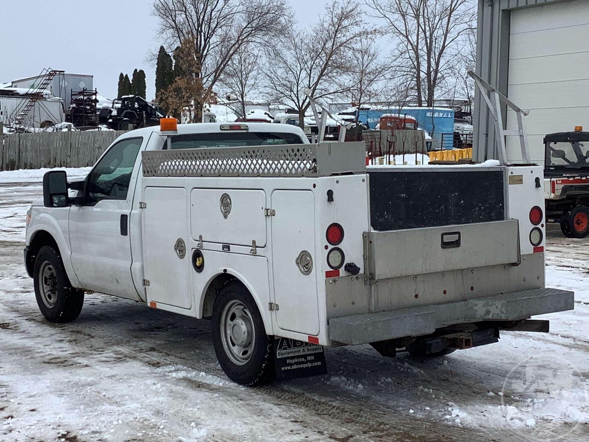 2012 FORD F-350 S/A UTILITY TRUCK VIN: 1FTBF3A64CEC56483