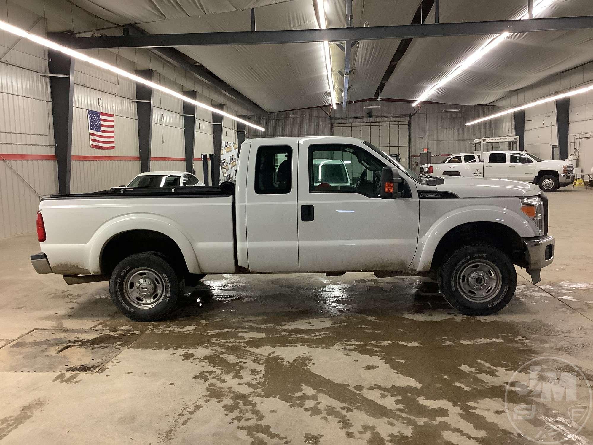 2012 FORD F-250 EXTENDED CAB 3/4 TON PICKUP VIN: 1FT7X2B64CEB09964