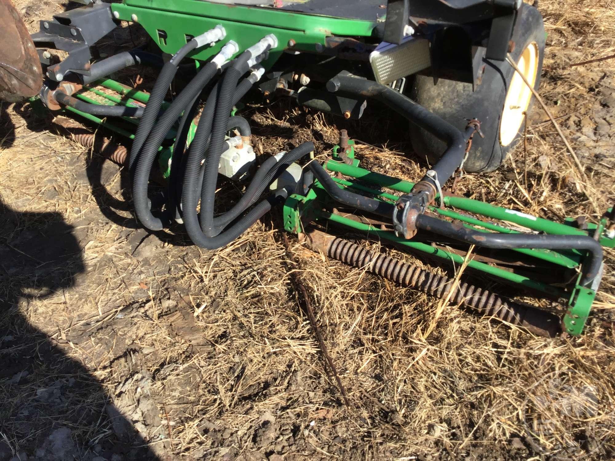 JOHN DEERE 2500A GREENS MOWER