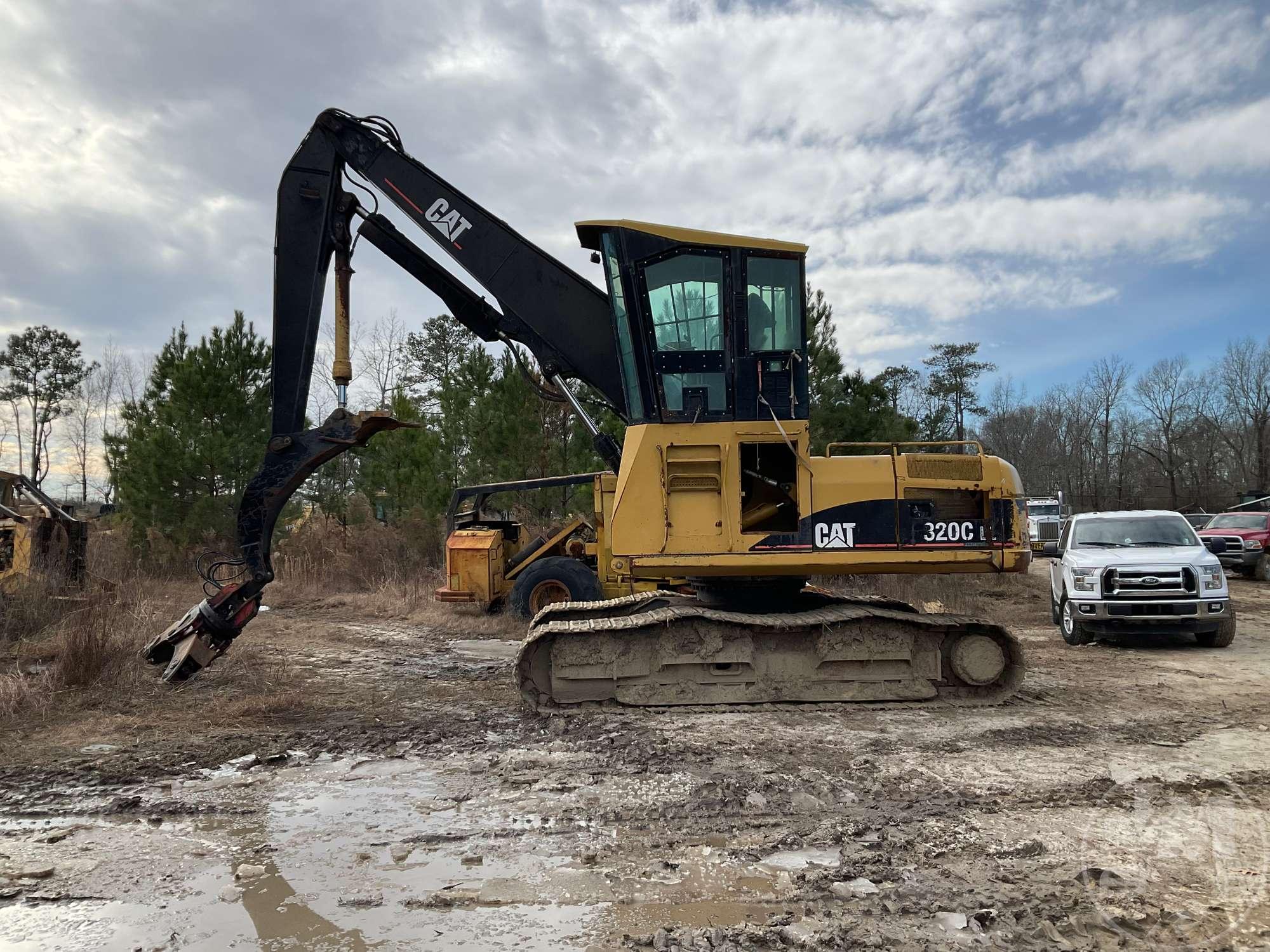 2005 CATERPILLAR  320C FMHW  SN: CAT0320CCSAH01064 KNUCKLE BOOM LOG LOADER