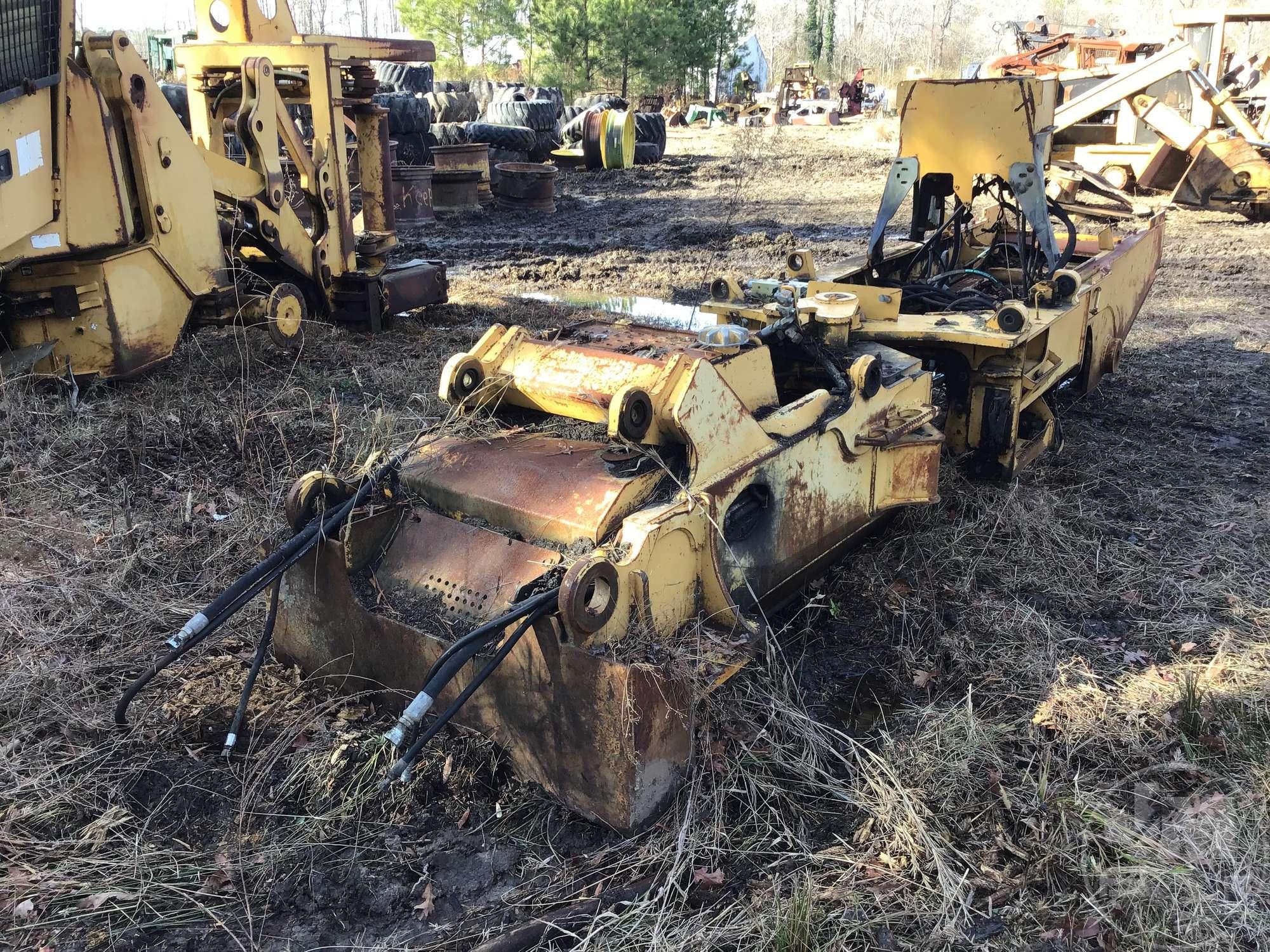 2004 JOHN DEERE 648G  SN: DW648GX569655