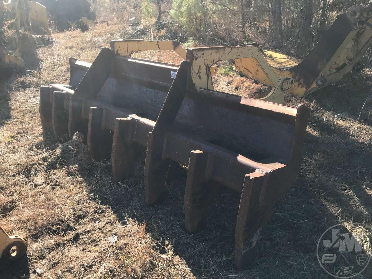 SKIDDER DOZER BLADE W/RIPPER