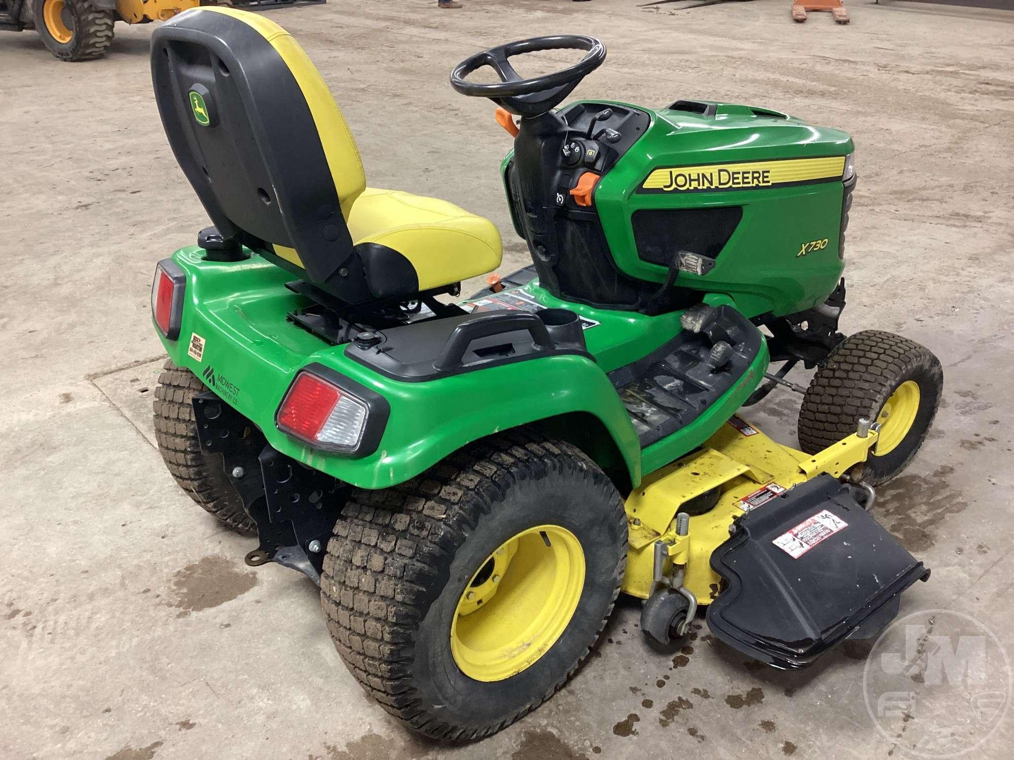 JOHN DEERE X730 RIDING MOWER SN: 1M0X730AVGM041127