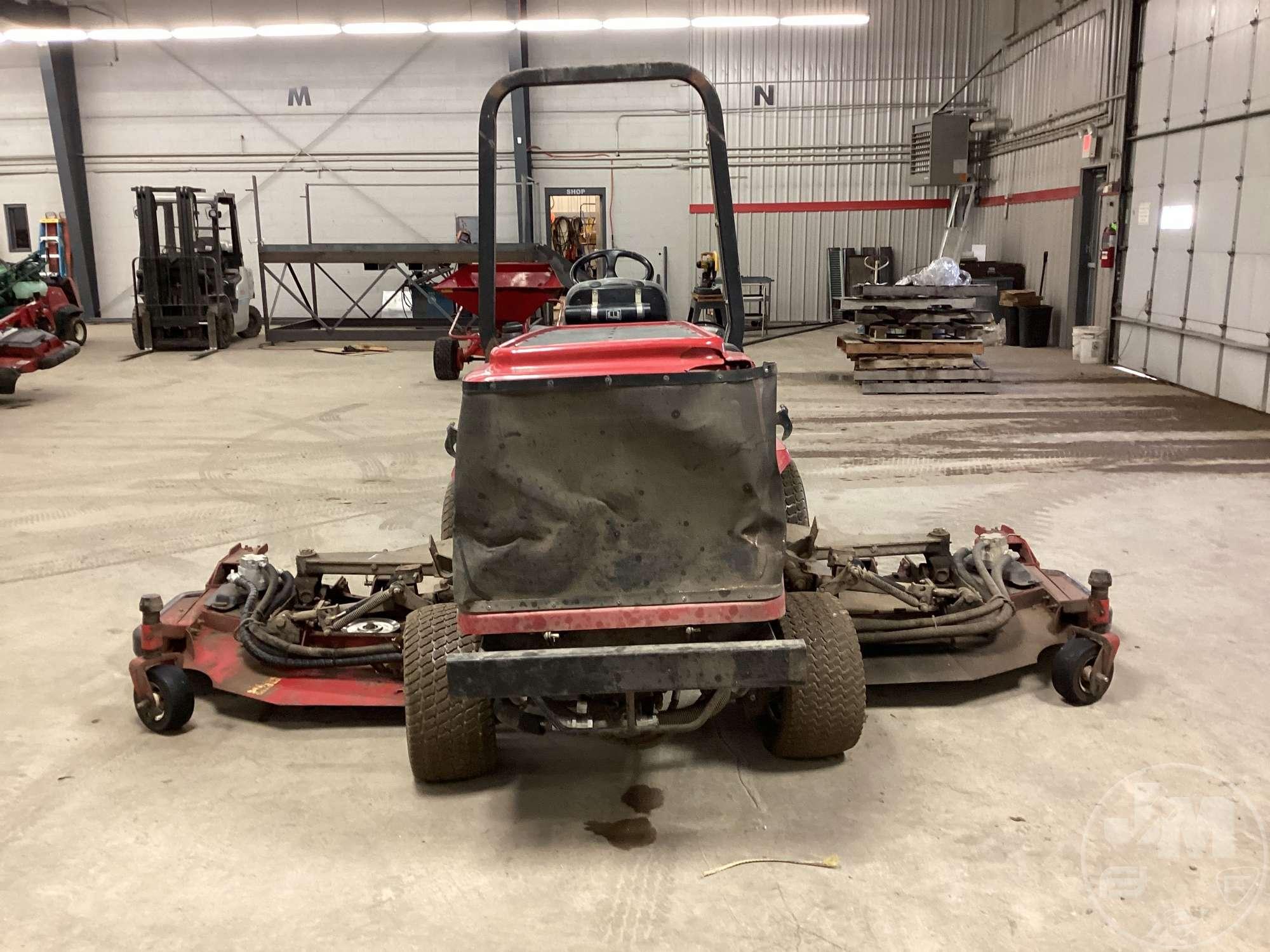 2014 TORO GROUNDSMASTER 4000D 4WD ROTARY FAIRWAY MOWER SN: 314000106