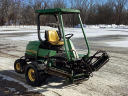 JOHN DEERE 3215B 2WD REEL FAIRWAY MOWER SN: 10232