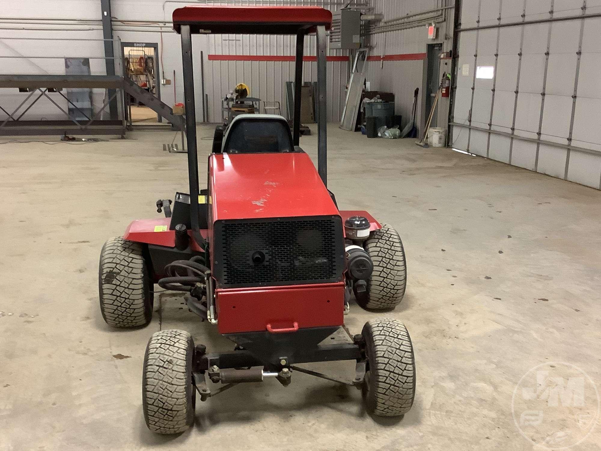 TORO 5200D GREENS REEL MOWER SN: 03540 90291