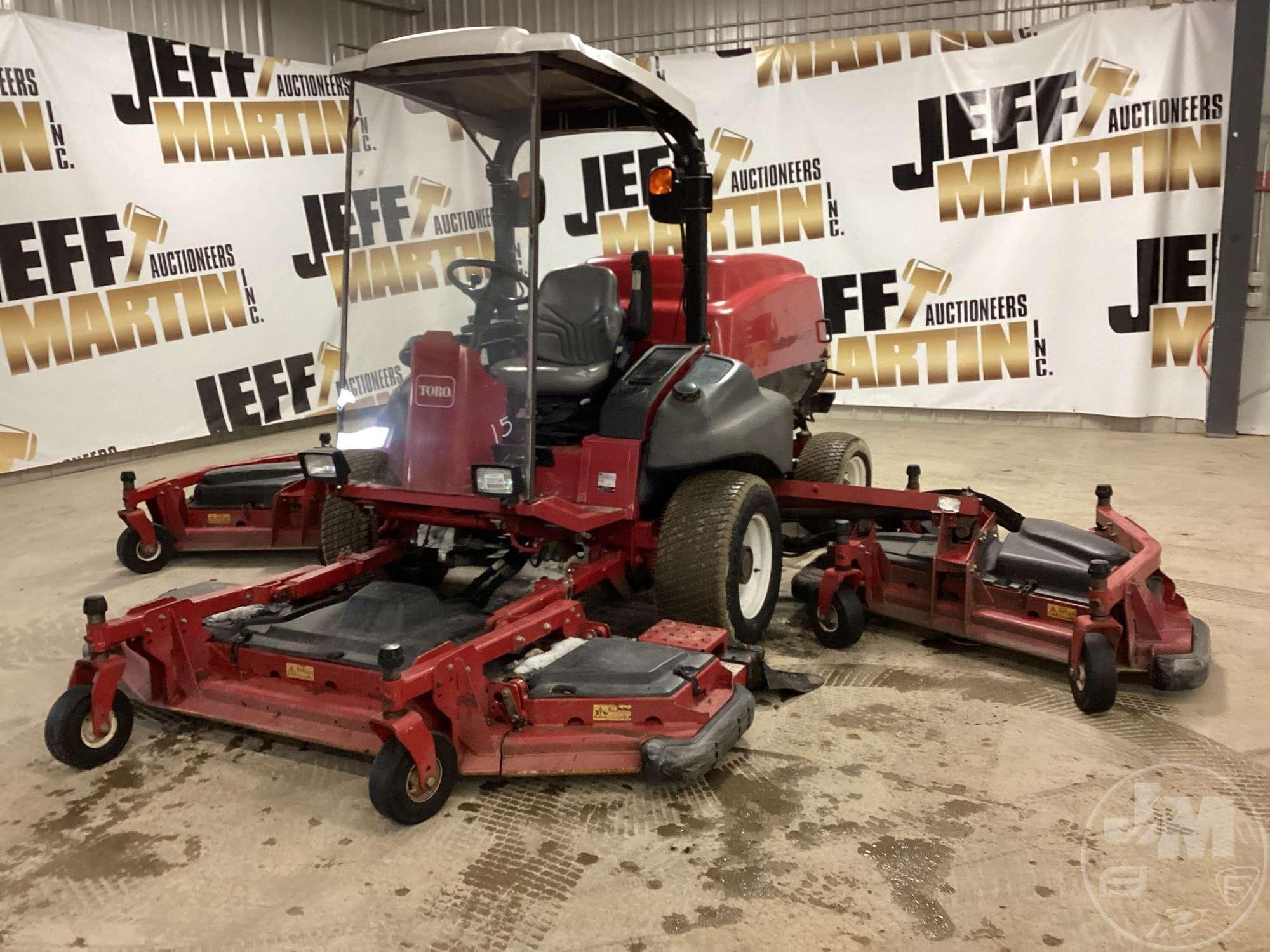 2015 TORO 5900D ROTARY FAIRWAY MOWER SN: 315000205