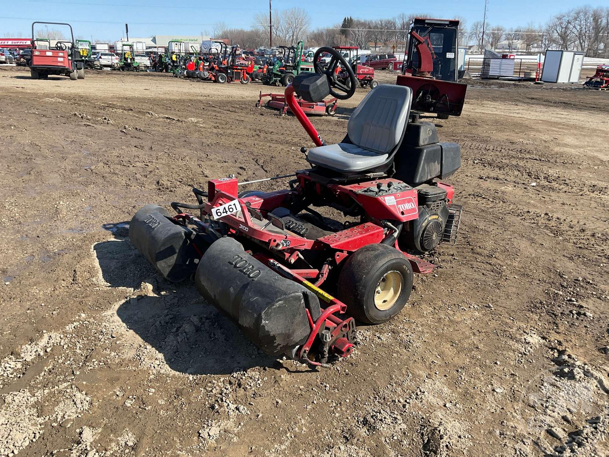 TORO 3100 SN: 2100001626 GREENS REEL MOWER