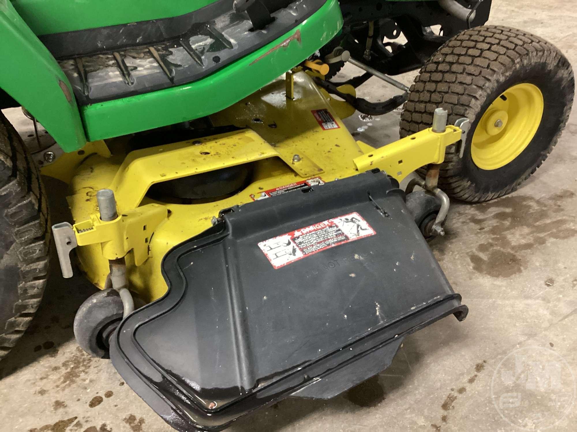 JOHN DEERE X730 RIDING MOWER SN: 1M0X730AVGM041127