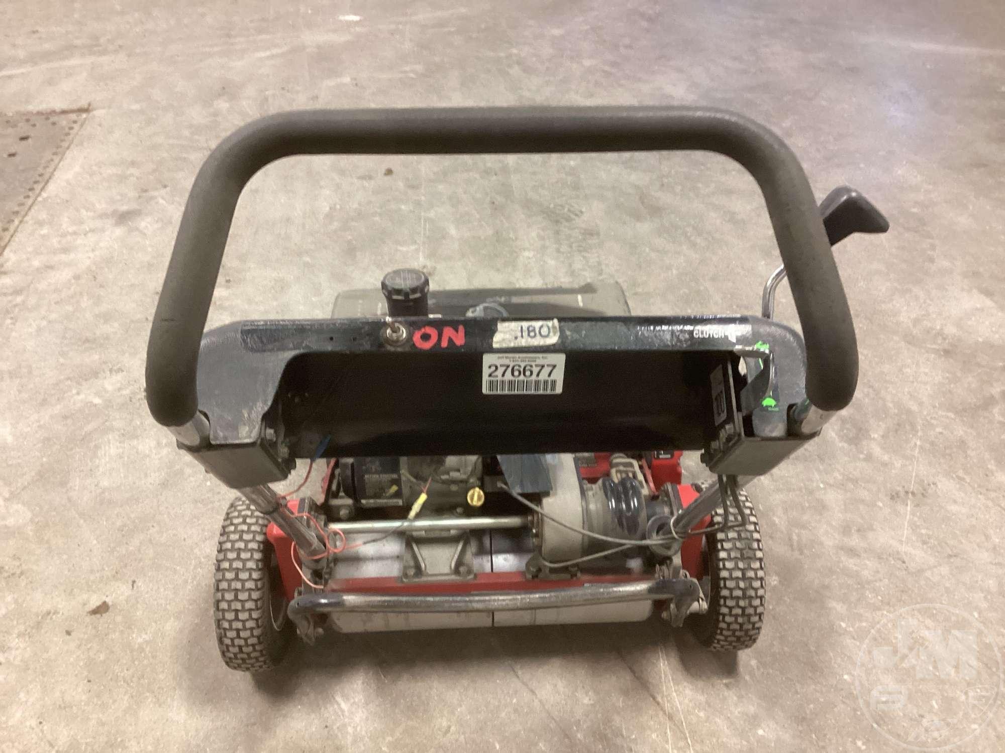 TORO GREENSMASTER 1000 GREENS REEL MOWER SN: 90697