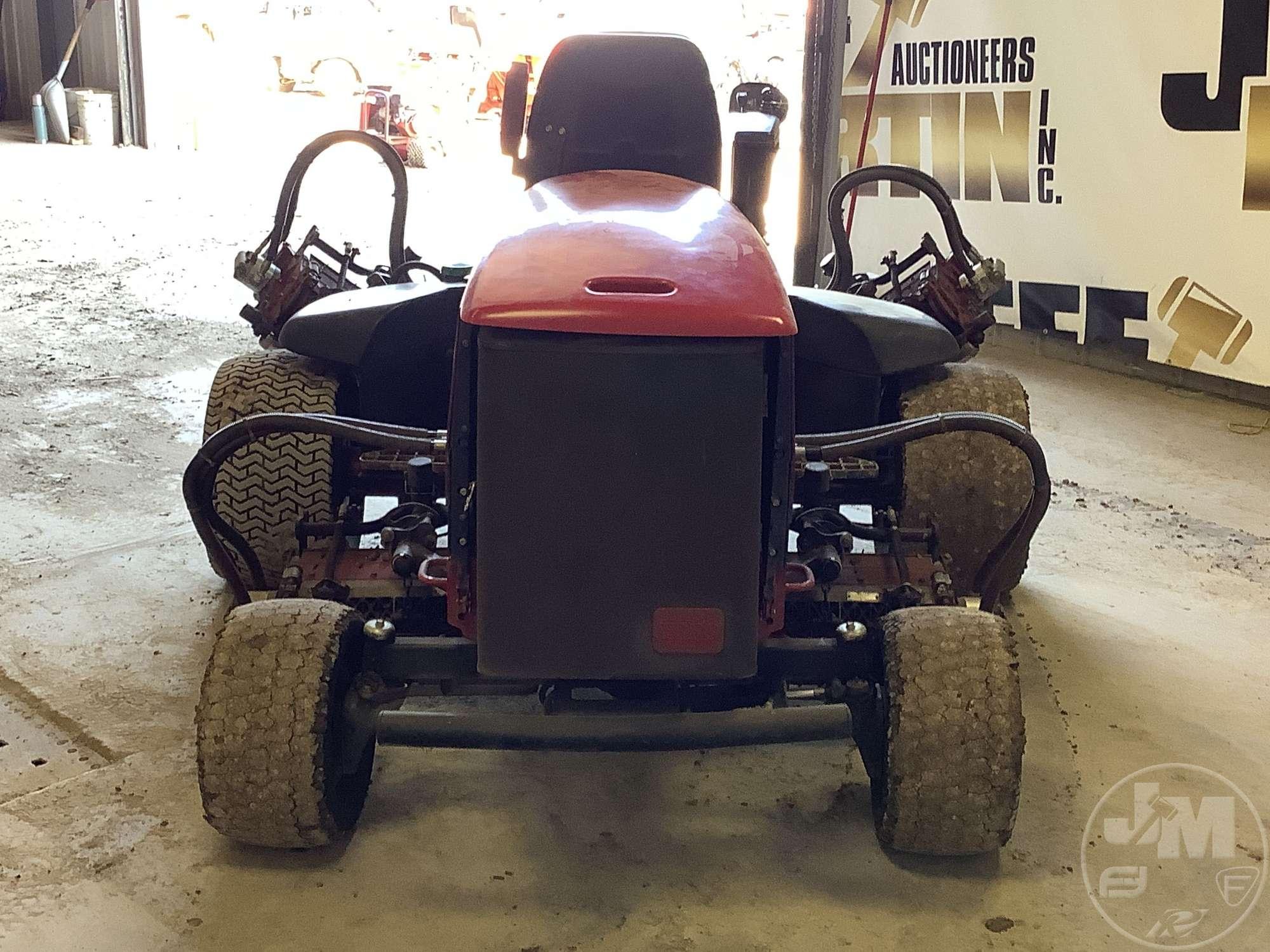 TORO RM 5510 2WD REEL FAIRWAY MOWER SN: 280000843