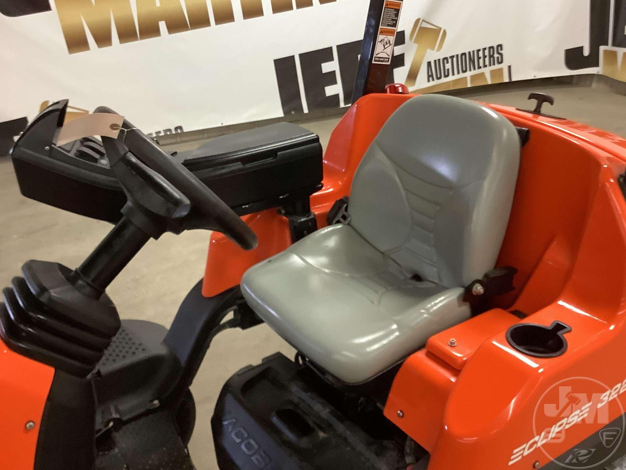 2013 JACOBSEN ECLIPSE 322 GREENS REEL MOWER SN: 06280303098