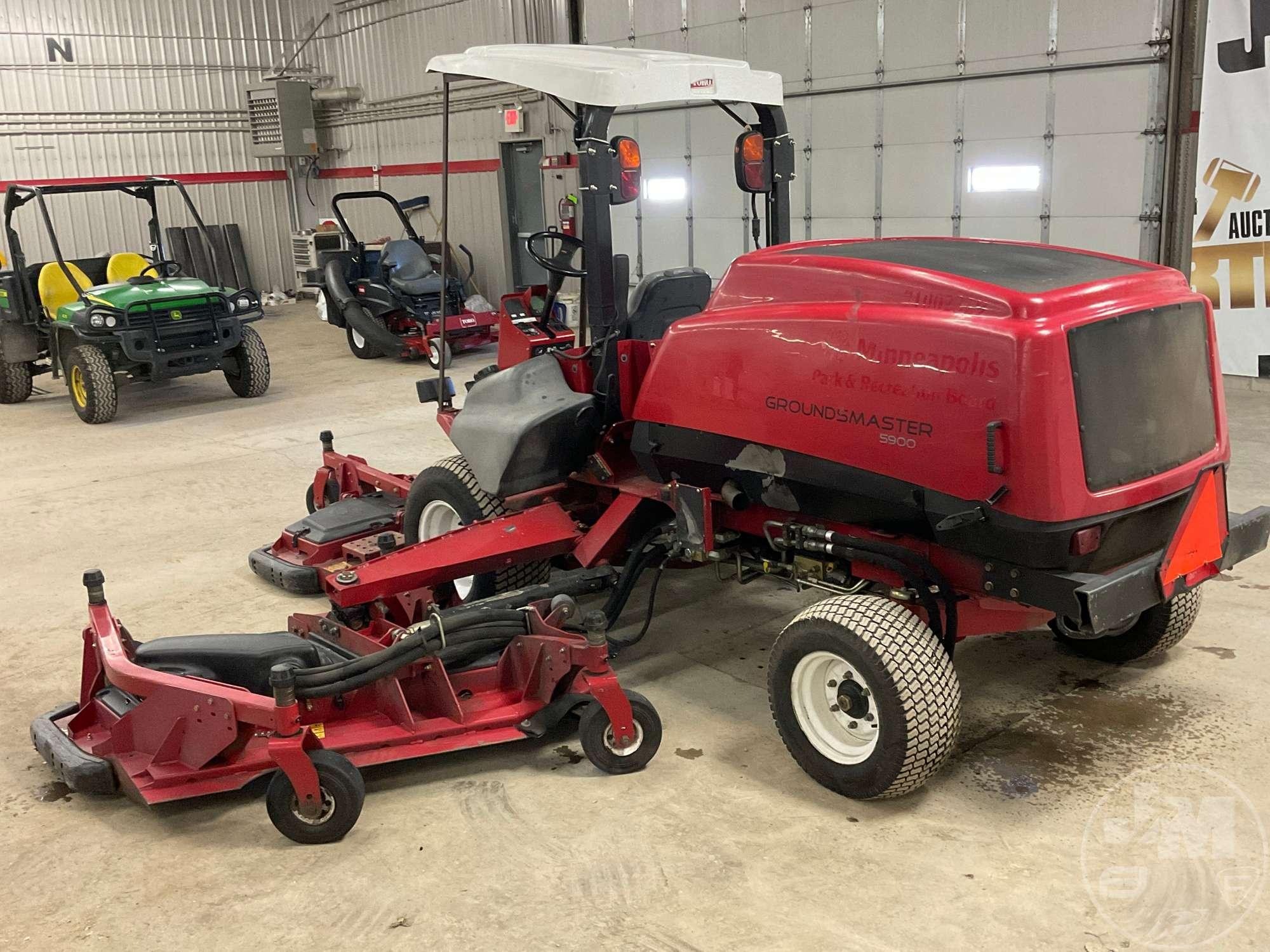 2015 TORO GROUNDSMASTER 5900D 4WD ROTARY FAIRWAY MOWER SN: 315000250