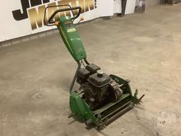 JOHN DEERE 220B GREENS REEL MOWER SN: M0220BX020485