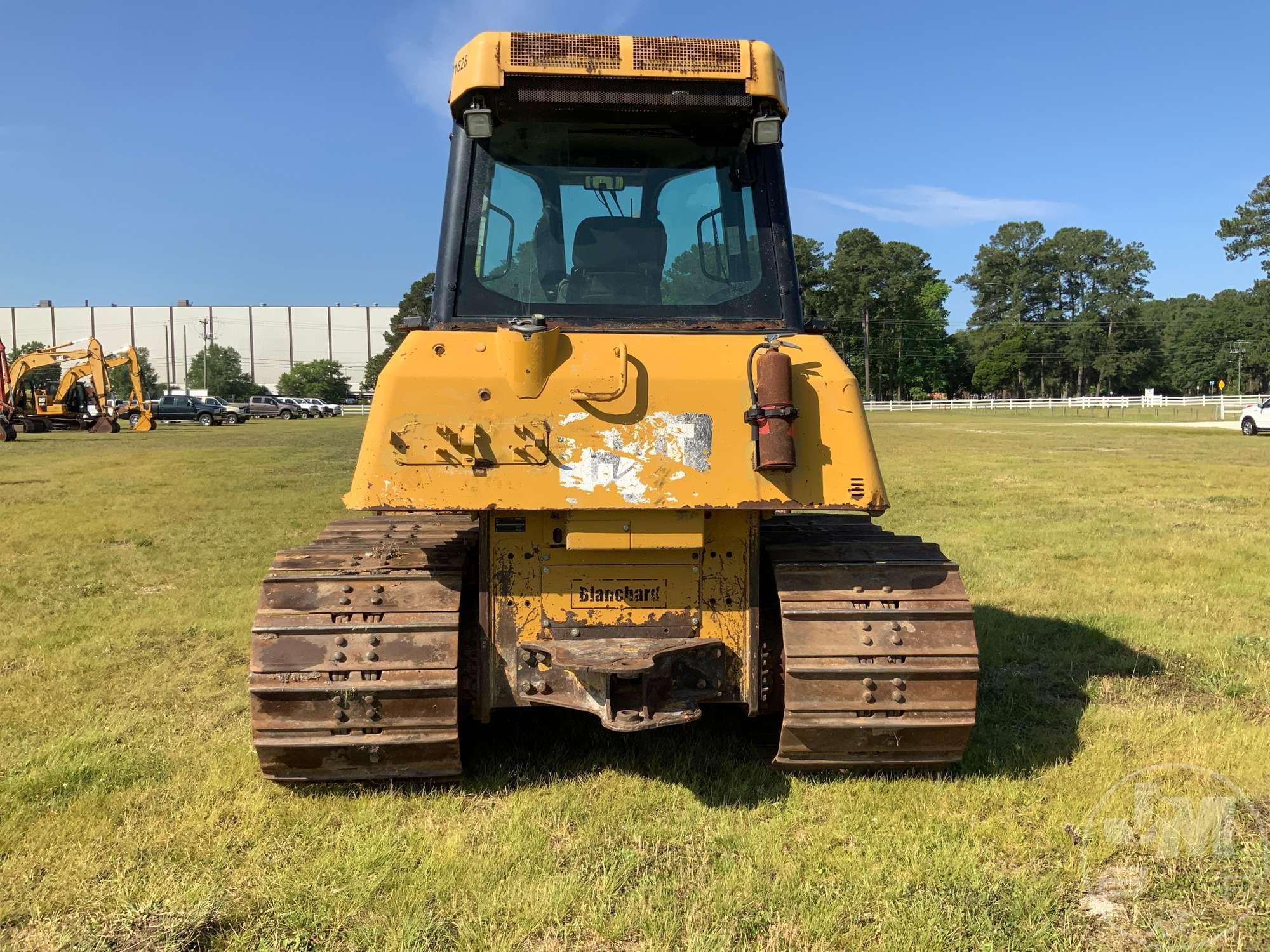 2015 CATERPILLAR D6K2 LGP CRAWLER TRACTOR SN: RST01628