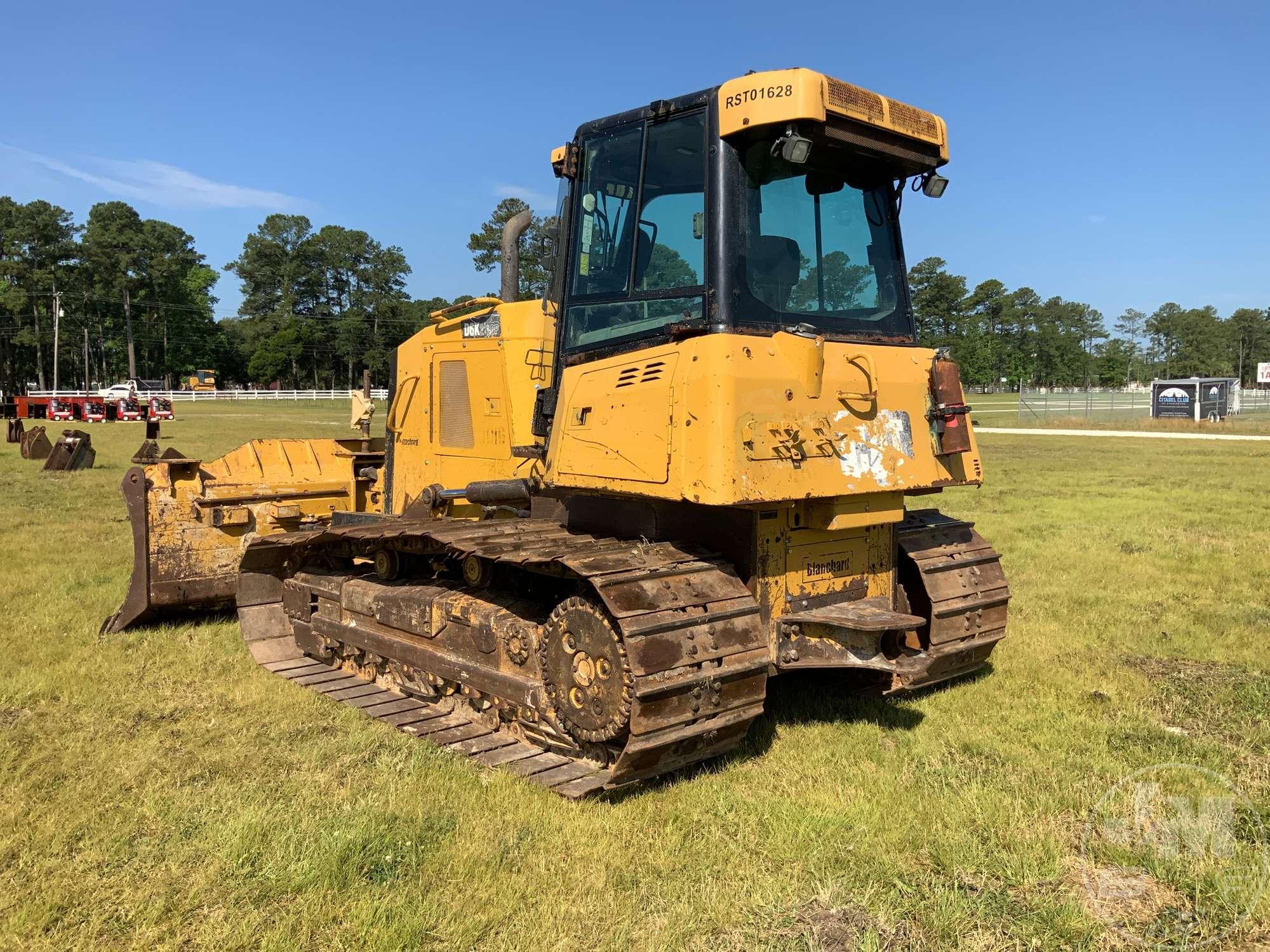 2015 CATERPILLAR D6K2 LGP CRAWLER TRACTOR SN: RST01628