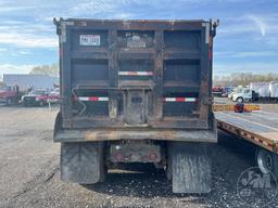 2004 MACK CV TANDEM AXLE DUMP TRUCK VIN: 1M2AG11CX4M013914