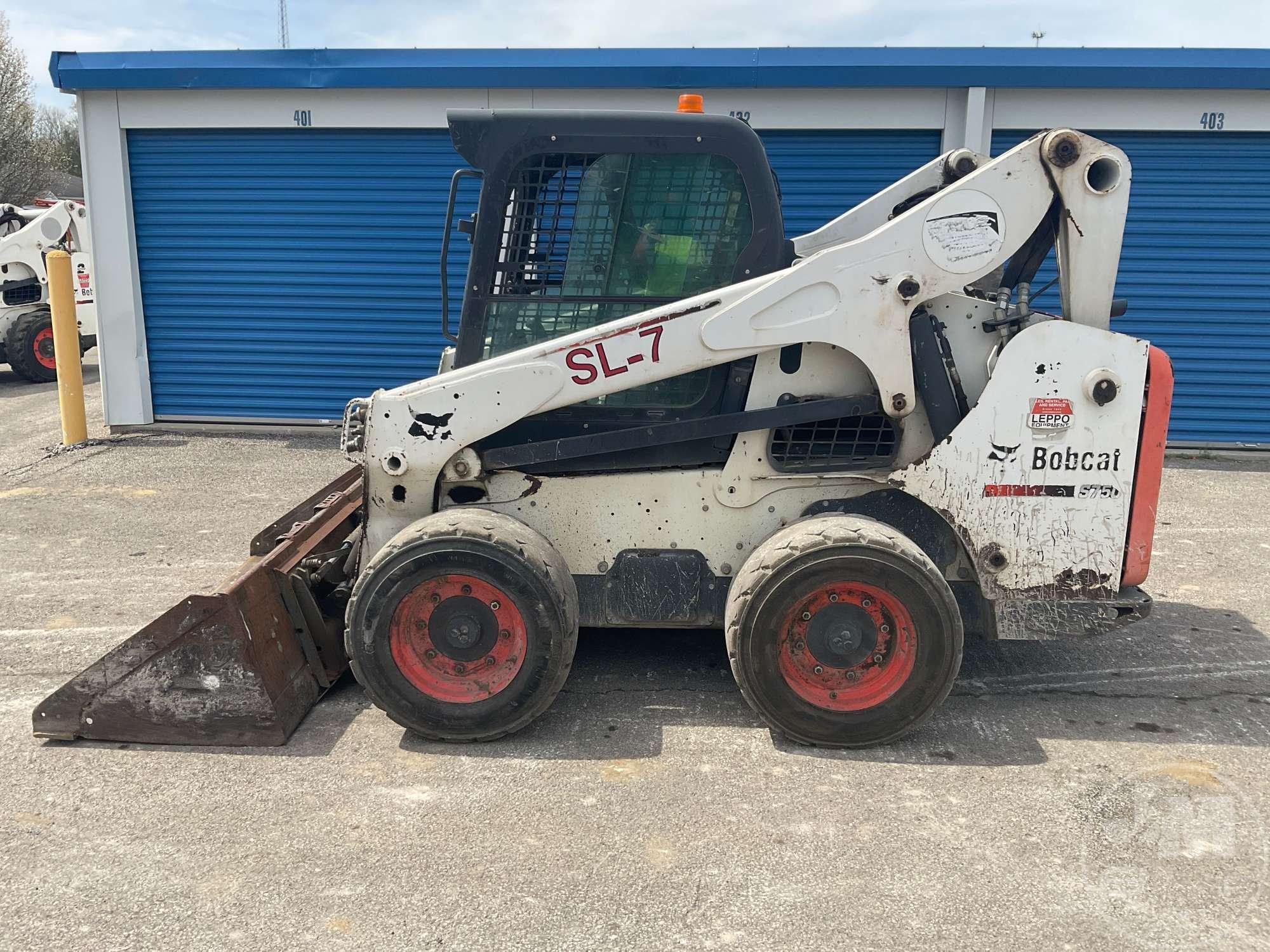 2015 BOBCAT S750 SKID STEER SN: A3P215389