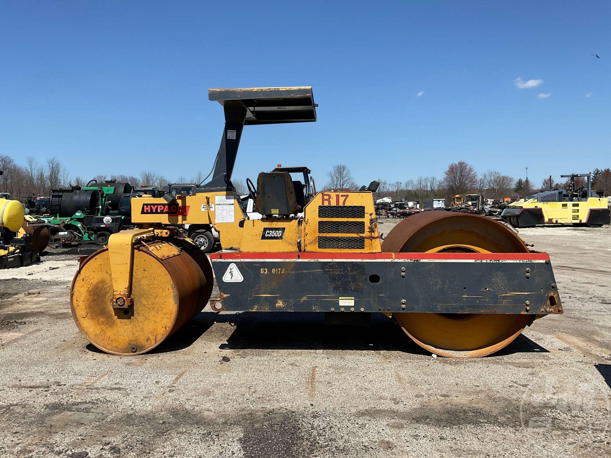 2004 HYPAC C350D DOUBLE DRUM ROLLER SN: 109D08906608