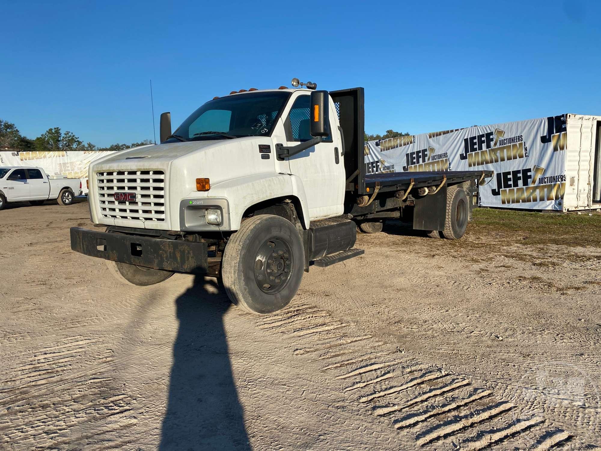 2003 GMC C7 SINGLE AXLE REGULAR CAB FLATBED TRUCK VIN: 1GDM7E1333F521231