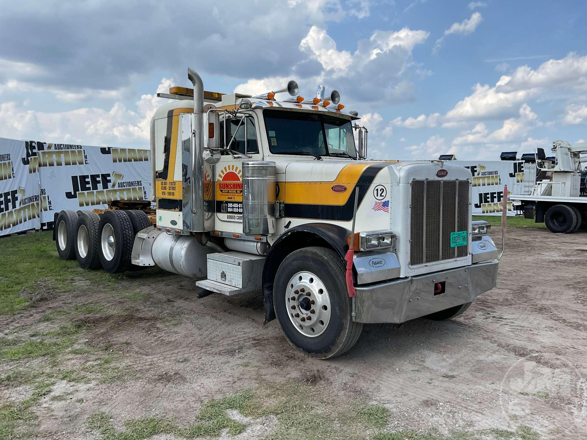 2002 PETERBILT 379 TRI AXLE TRUCK TRACTOR VIN: 1XP5P4EX12N580250