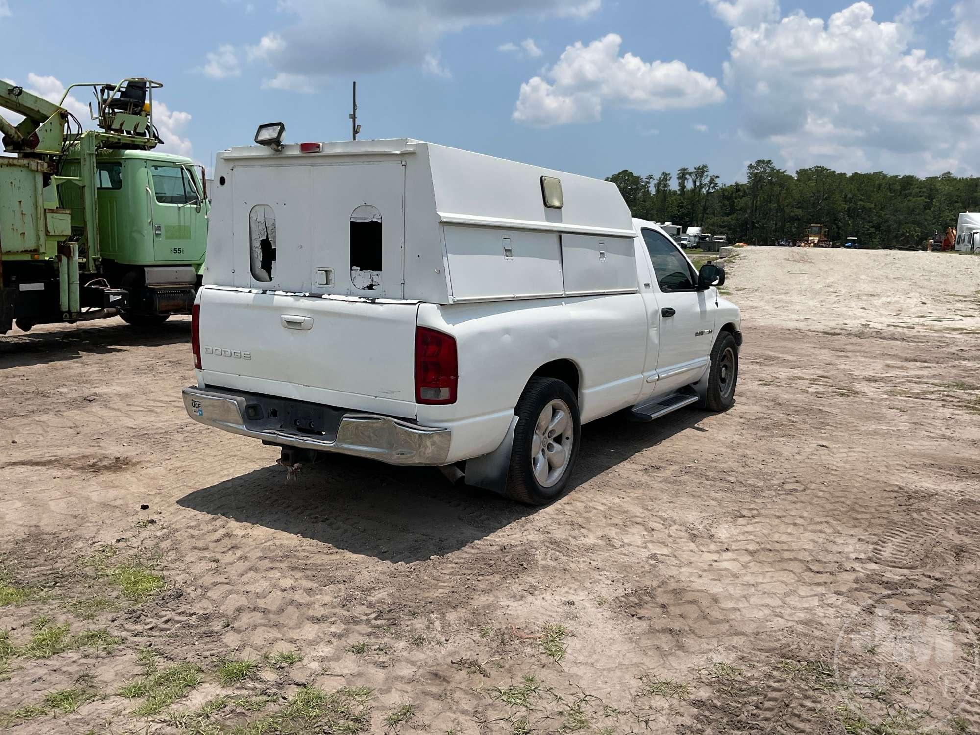 2002 DODGE RAM S/A UTILITY TRUCK VIN: 1D7HA16N52J201355