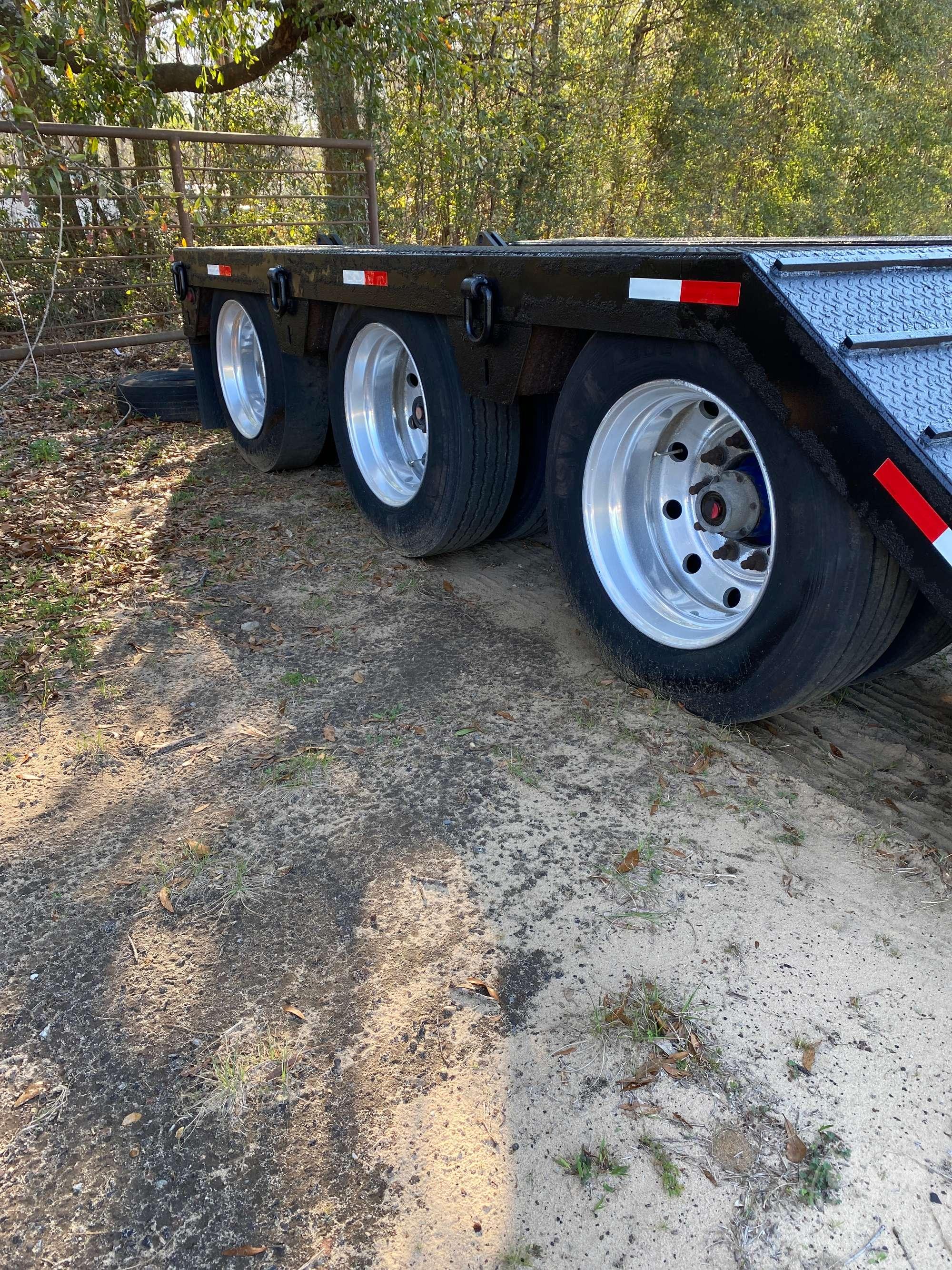 2002 TALBERT HYDRAULIC RGN LOWBOY TRAILER VIN: 40FSK714521021529