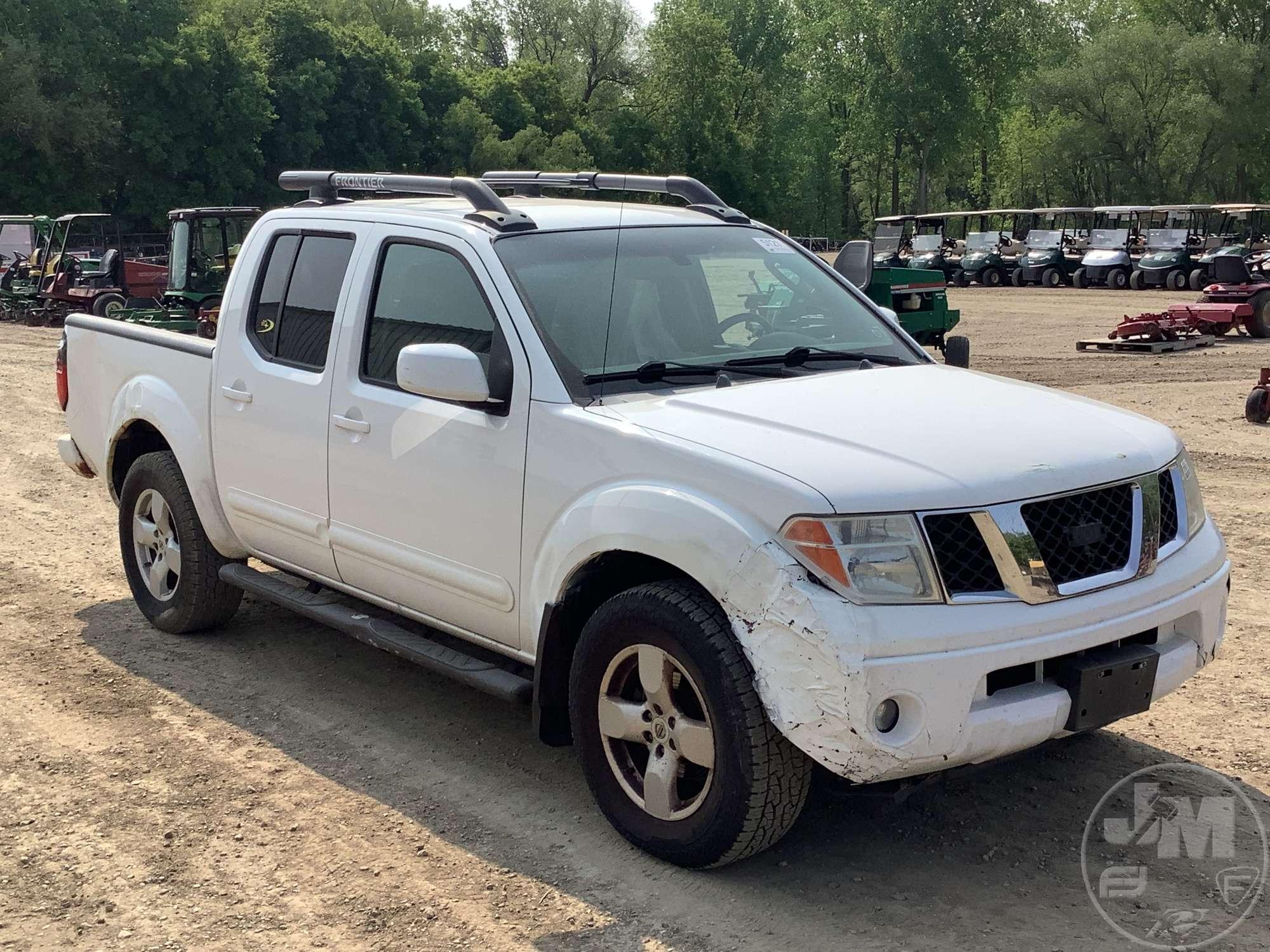 2007 NISSAN FRONTIER DOUBLE CAB 4X4 PICKUP VIN: 1N6AD07W37C443722