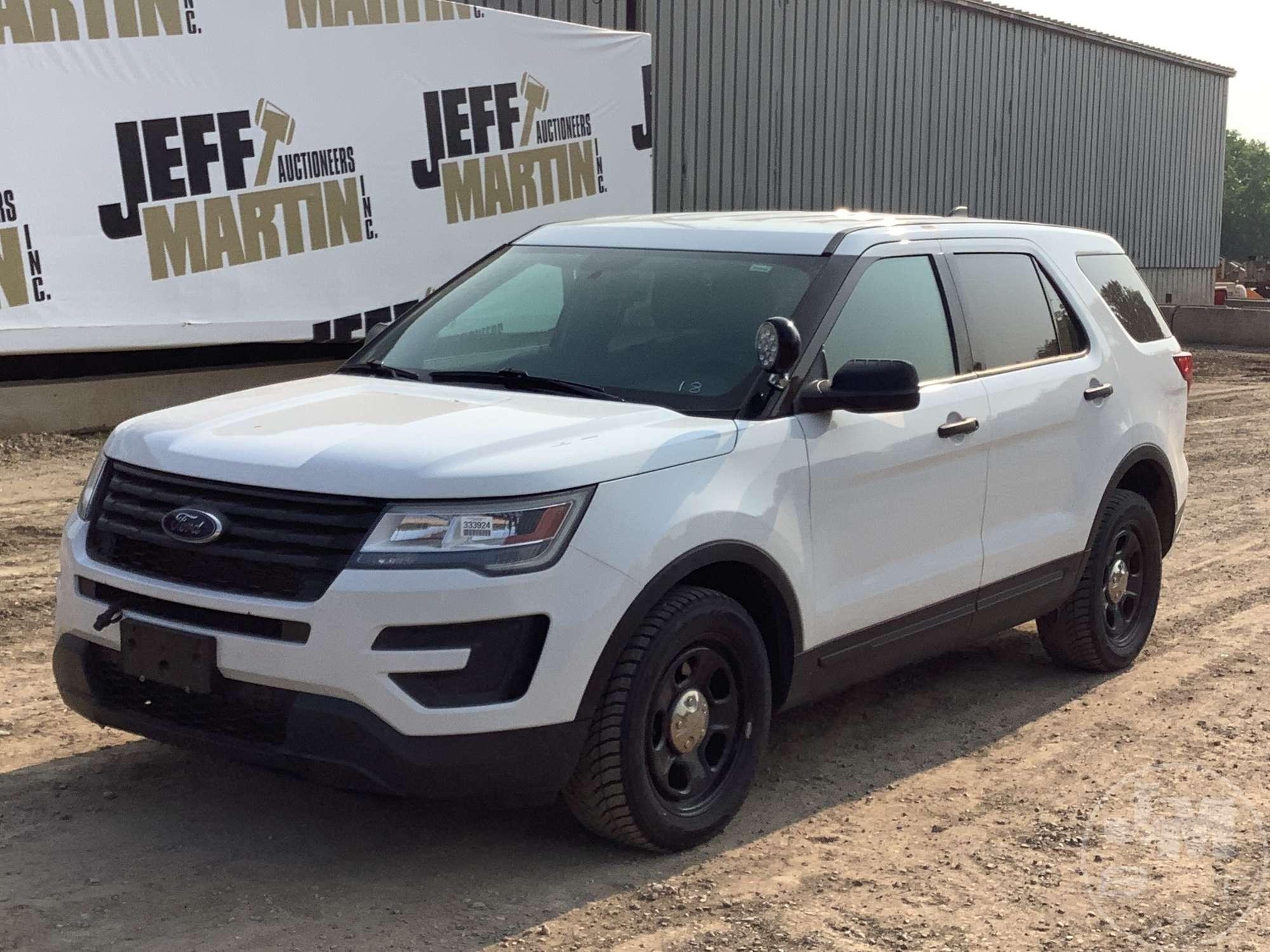 2018 FORD EXPLORER VIN: 1FM5K8AR8JGC17523 AWD