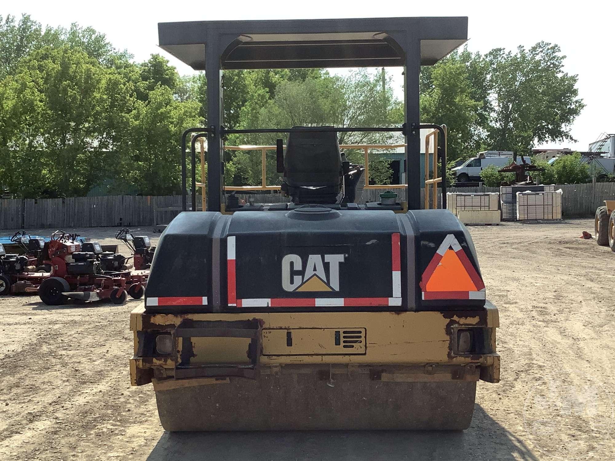 2006 CATERPILLAR CB-634D TANDEM VIBRATORY ROLLER SN: CATCB634CCDF00588