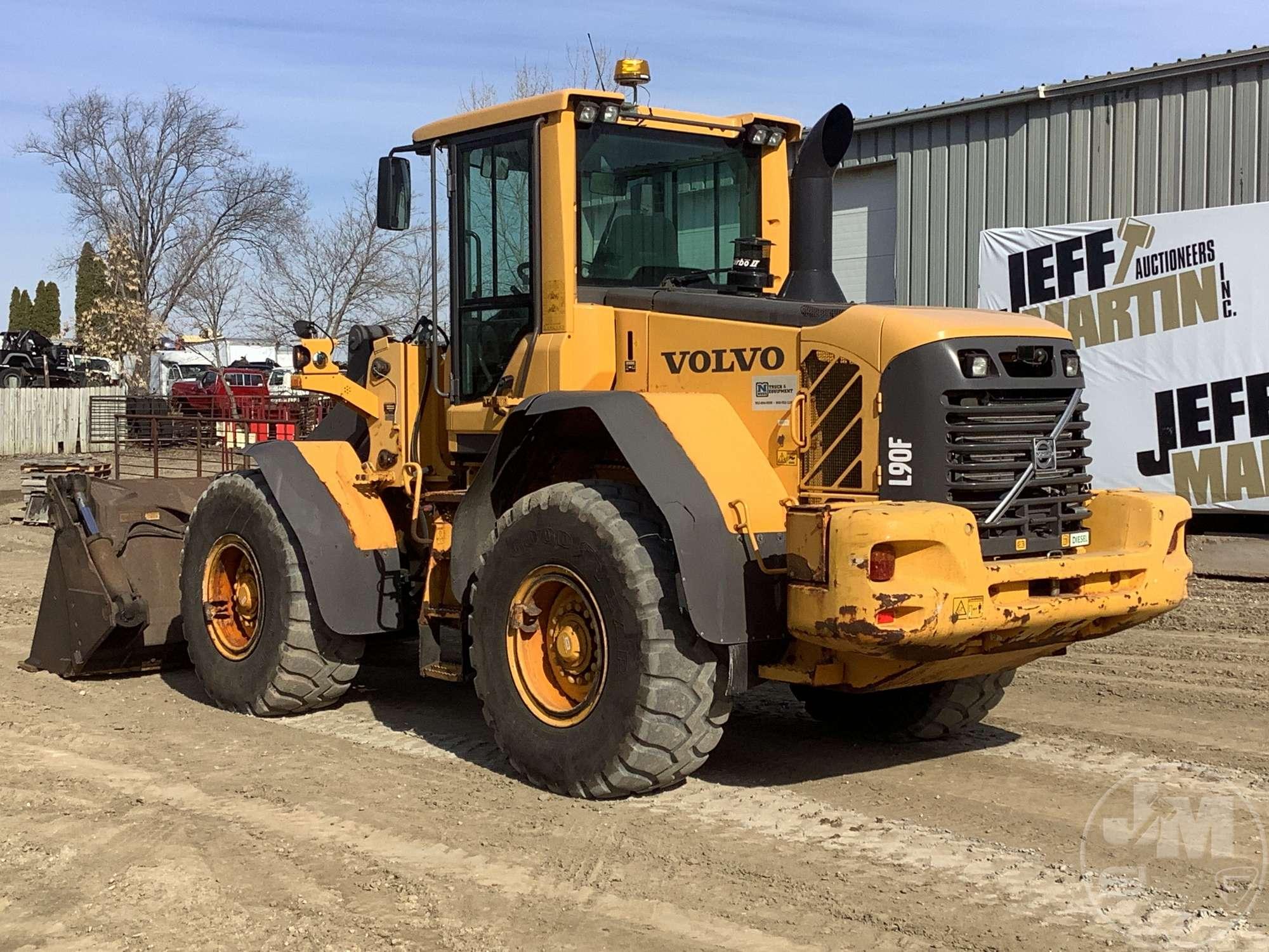 2012 VOLVO L90F WHEEL LOADER SN: VCE0L90FJ00028917