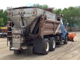 2005 STERLING TRUCK L9500 SERIES TANDEM AXLE DUMP TRUCK VIN: 2FZHAZDAX5AU22332