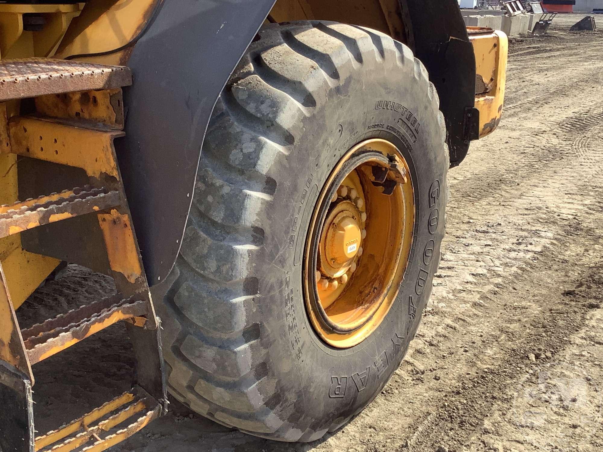 2012 VOLVO L90F WHEEL LOADER SN: VCE0L90FJ00028917