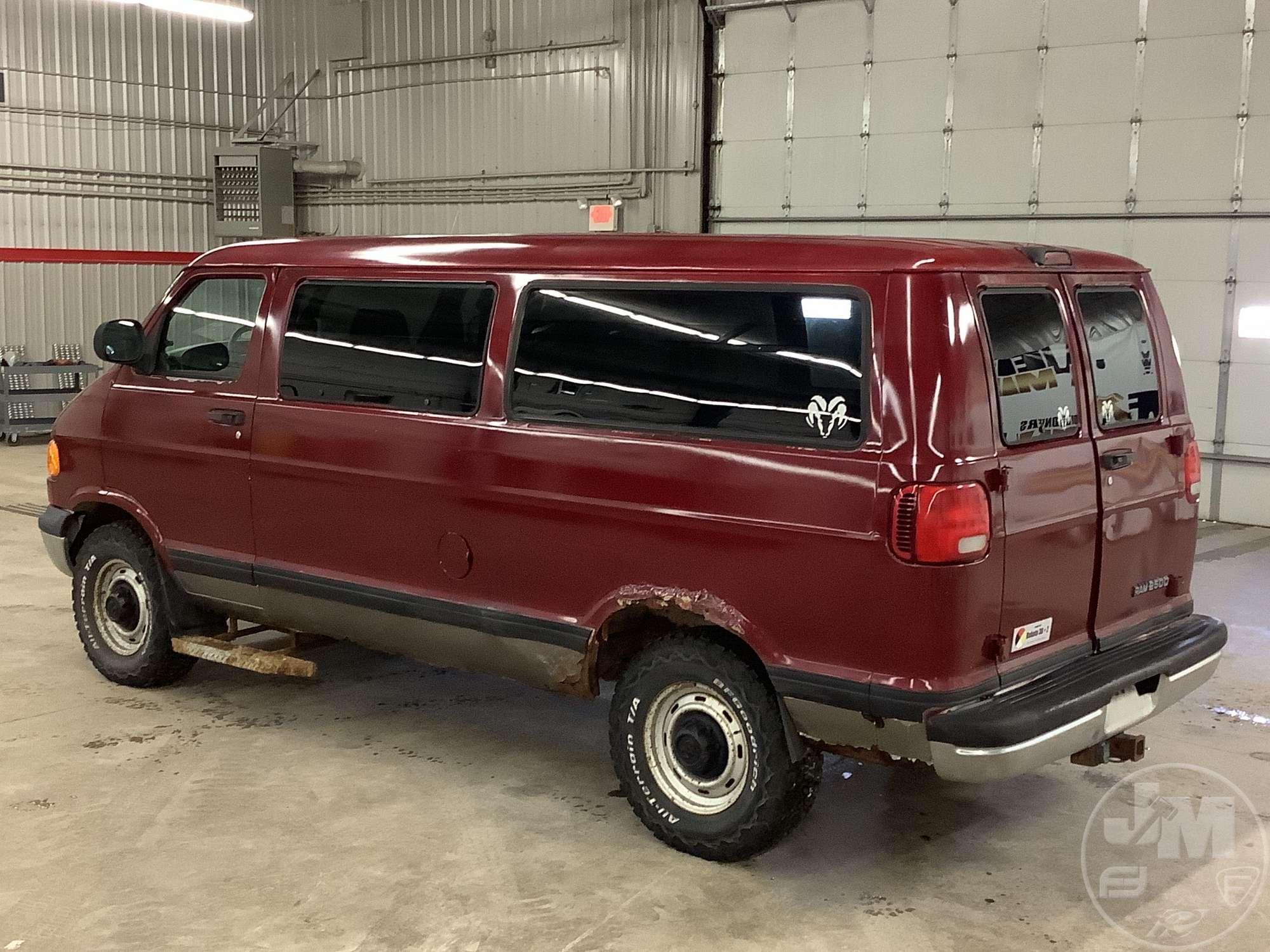 2001 DODGE RAM WAGON VIN: 2B4JB25Z81K561531 2WD